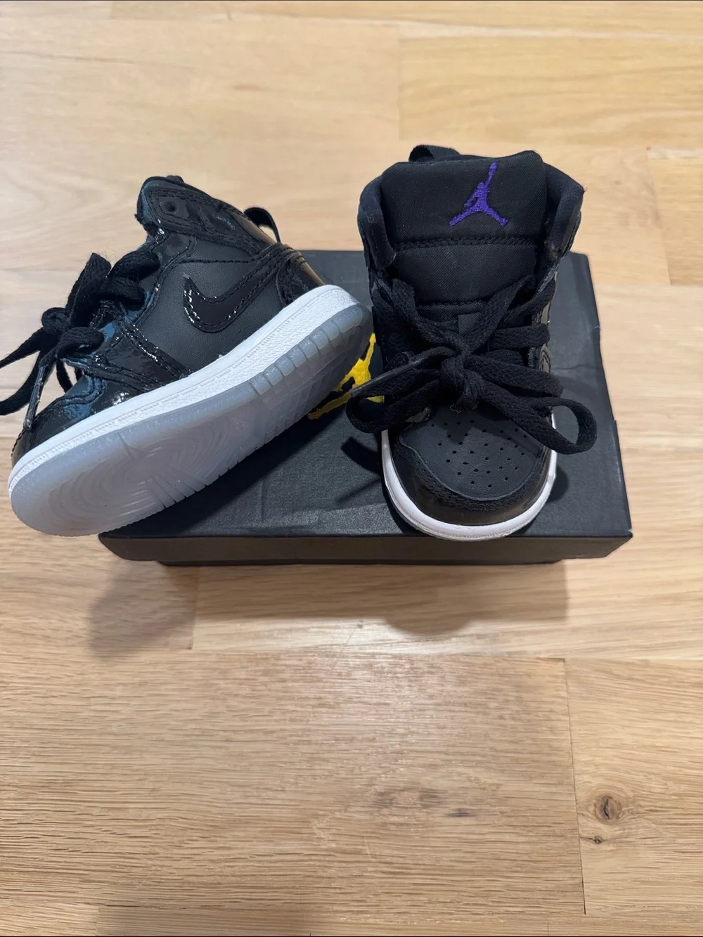 Jordan Toddler High-Top Sneakers in Black  Patent